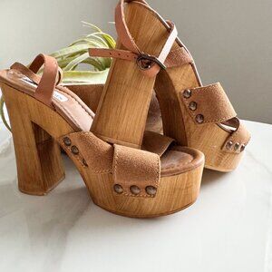 Steve Madden Lia 70s Wooden Heels GUC Size 37